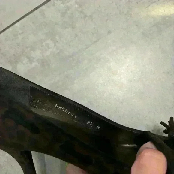 Stuart Weitzman Vintage Suede Brown Leopard Heels Size 8.5 Tassels Y2K 90s - Picture 2 of 8